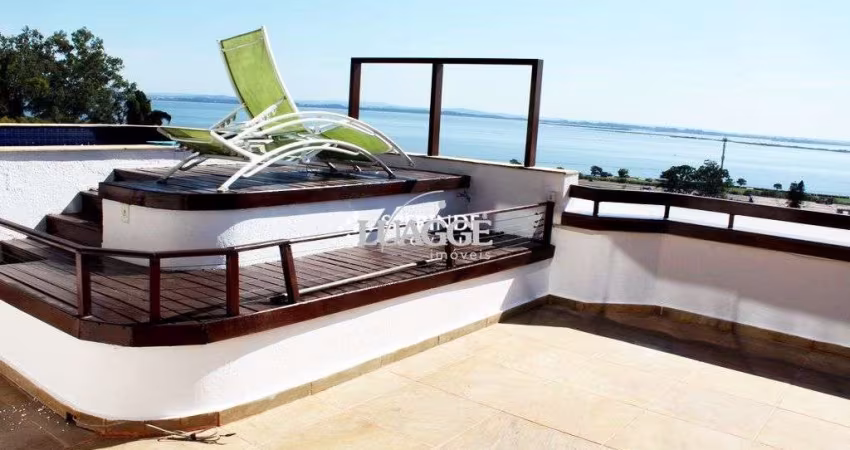 Venda Apartamento tipo Cobertura horizontal com vista panorâmica com Três quartos, uma suíte com banheira de hidromassagem, closet. Junto ao Menino Deus
