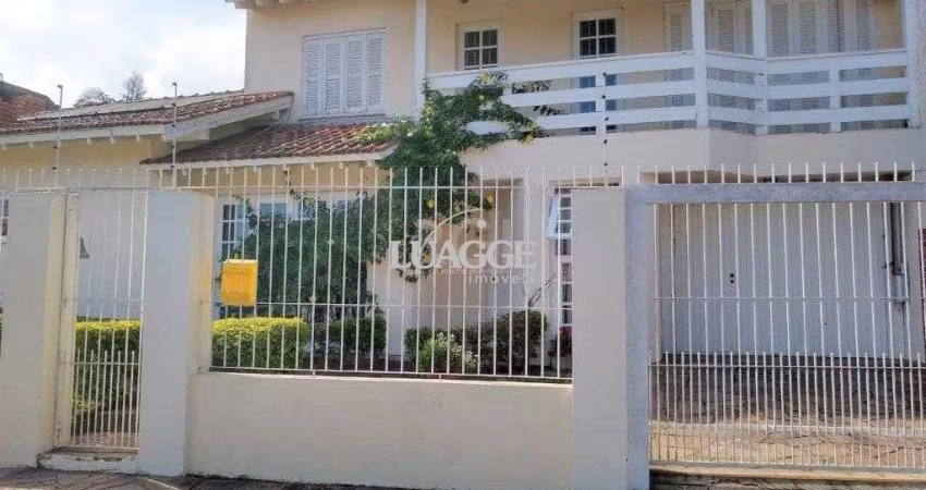 Casa para Venda - 264m², 3 dormitórios, sendo 1 suites, 3 vagas - Vila Nova