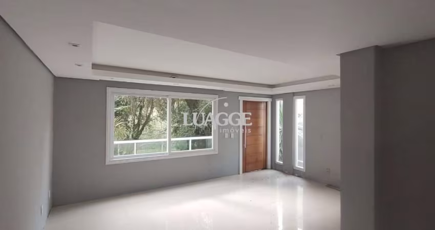 Casa 3 dorm. 1 Suíte + 3 vagas 223m² Cavalhada - Porto Alegre