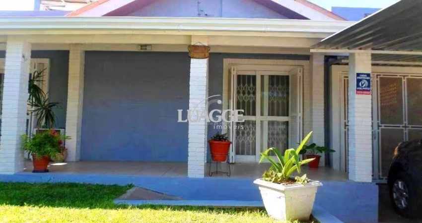 Casa para Venda - 289m², 4 dormitórios, sendo 1 suites, 4 vagas - Cavalhada