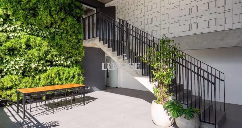 Studio para Venda - 29.74m², 0 dormitórios, Menino Deus