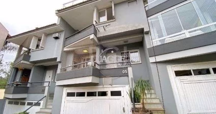 Casa Condominio para Venda - 215.51m², 3 dormitórios, sendo 1 suites, 2 vagas - Jardim Isabel