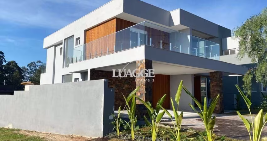 Casa em Condomínio de 298 m² com 4 dormitórios à Venda