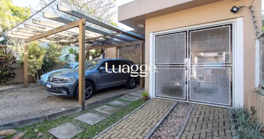 Casa com 3 quartos à venda na Rua Comandai, 609, Cristal, Porto Alegre