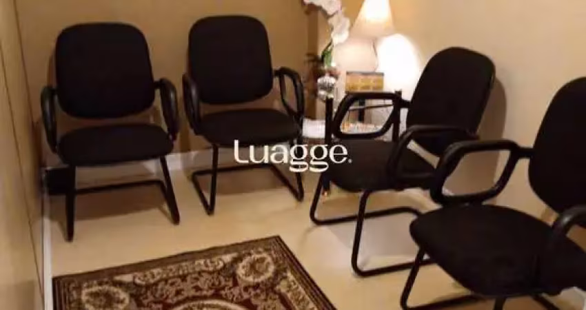 Excelente sala comercial toda reformada em ótima localização