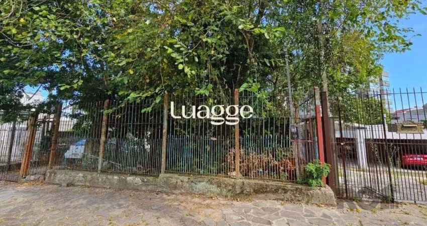 Terreno plano de 426 m², localizado na rua padre joão batista reus,