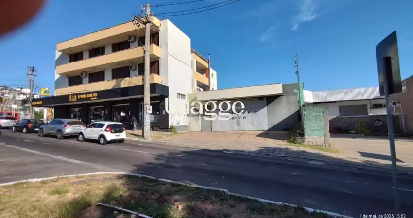Galpão na av. doutor campos velho. ótimo ponto comercial.