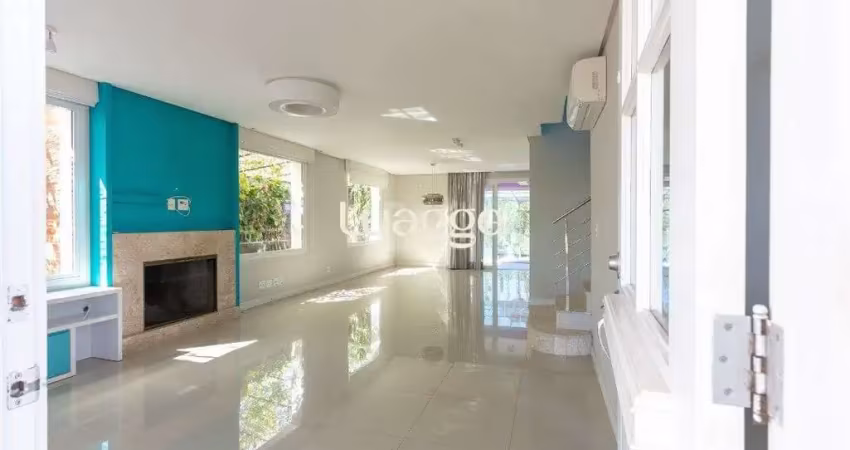 Casa em condomínio fechado com 4 quartos à venda na Avenida Juca Batista, 8053, Belém Novo, Porto Alegre