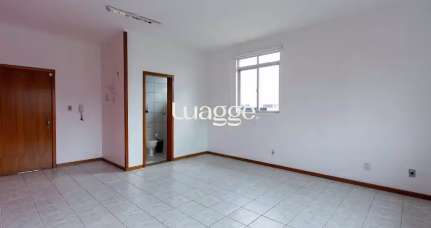 Sala comercial para locação no bairro camaqua - 30m² área privativa - 01 lavabo - piso cerâmico