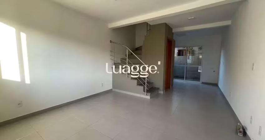 Casa em condomínio fechado com 2 quartos para alugar na Rua Miguel Ascoleze, 185, Vila Nova, Porto Alegre