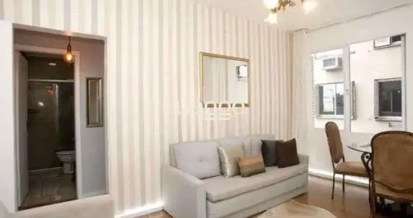 Apartamento mobiliado para locação no bairro centro - 54m² área privativa - piso laminado - 01 quarto