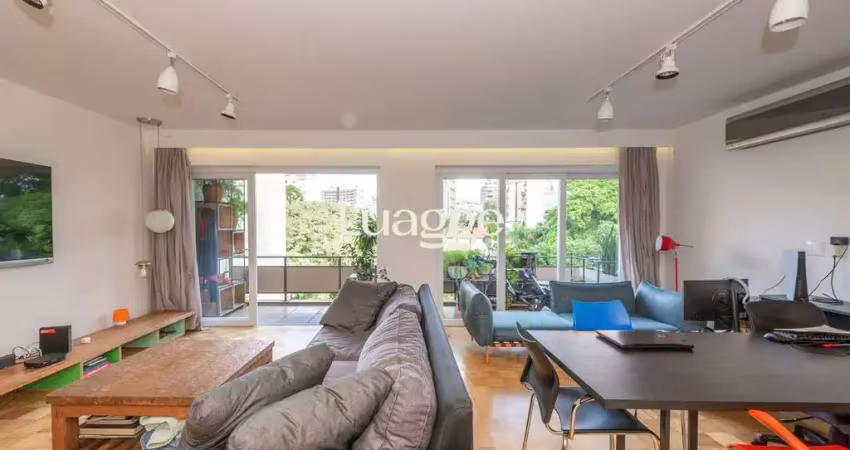 Apartamento com 3 quartos à venda na Rua Marquês do Pombal, 192, Moinhos de Vento, Porto Alegre
