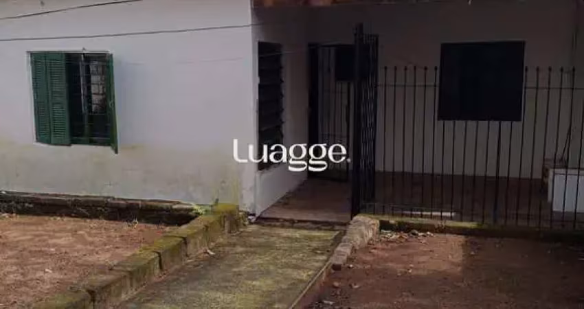 Casa dois dormitórios pátio compartilhado, bairro nonoai