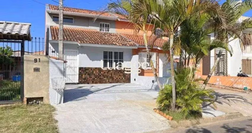 Casa com 2 quartos para alugar na Rua Lelis Leo Garcia Espartel, 155, Hípica, Porto Alegre