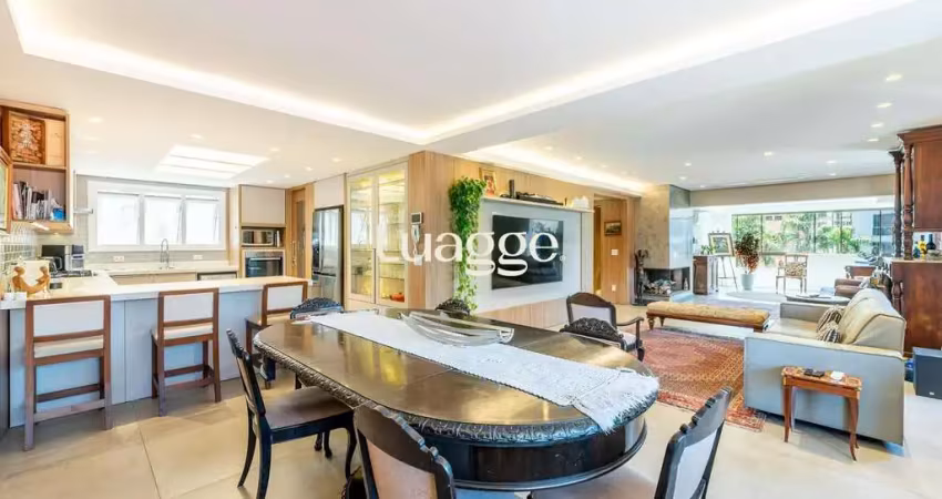 Apartamento com 199m2, de 4 dormitórios, sendo 1 suíte e 2 vagas