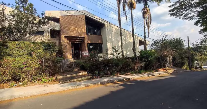 Casa com 3 dormitórios à venda, 508 m² por r$ 1.700.000,00 - vila santista - atibaia/sp