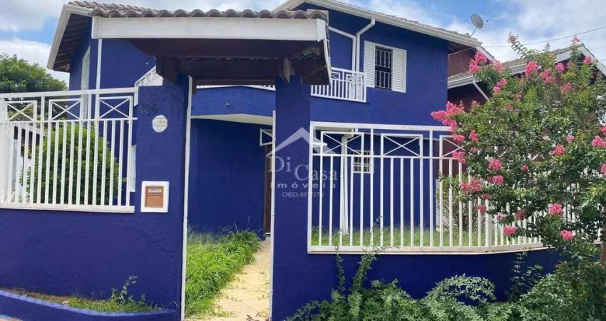 Casa ampla e isolada no Jardim dos Pinheiros Atibaia