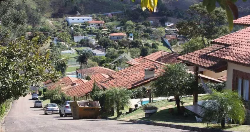 Casa em condomínio fechado em atibaia - porteira fechada