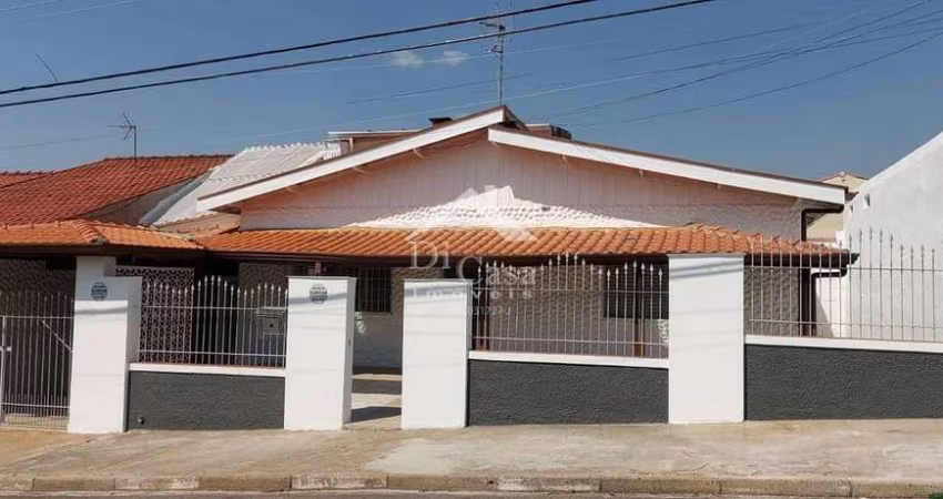 Casa residencial ou comercial com ótima localização no Alvinópolis com 2 dormitórios