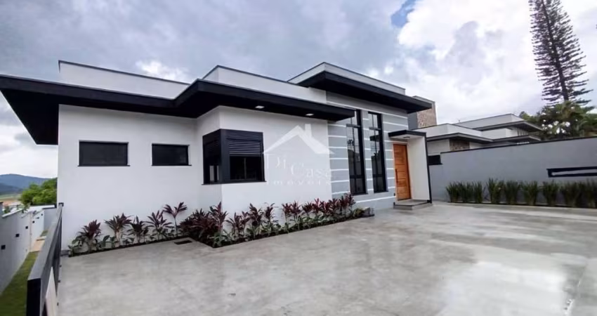 Elegância e Bem-Estar em Atibaia – Casa com 3 Suítes e Piscina no Loanda.