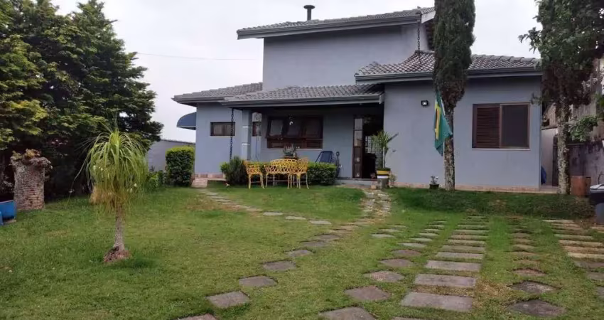 Casa a venda em condomínio fechado em bom jesus dos perdões - marf ii