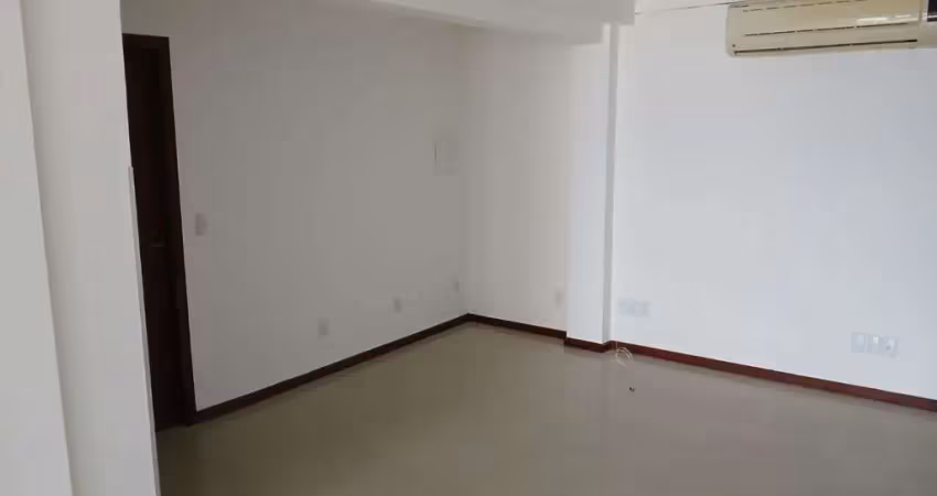 Sala comercial à venda com metragem de 85m² | recém reformada – centro de florianópolis