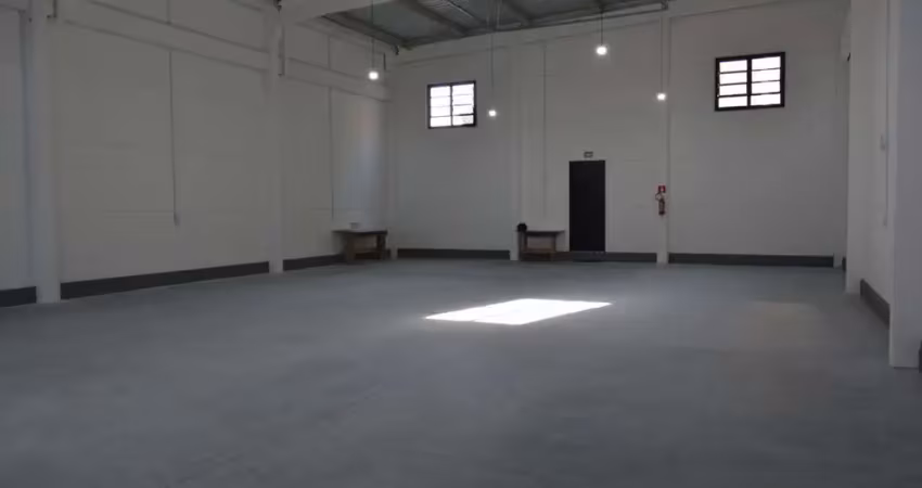 Excelente galpão comercial para locação no centro de palhoça!