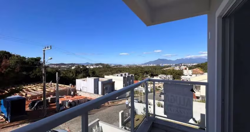 Casa com 3 quartos para alugar no Forquilhas, São José 