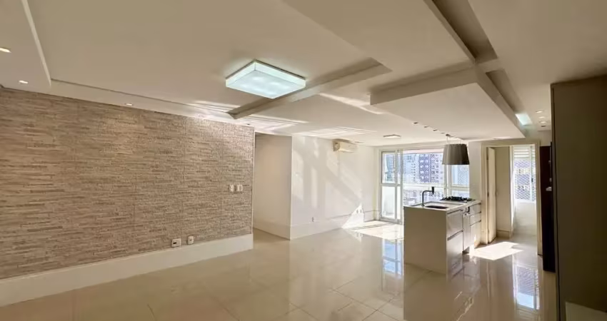 Apartamento com 100m² de área privativa, reformado com excelente padrão de acabamento, localizado em uma das regiões mais valorizadas de são josé.