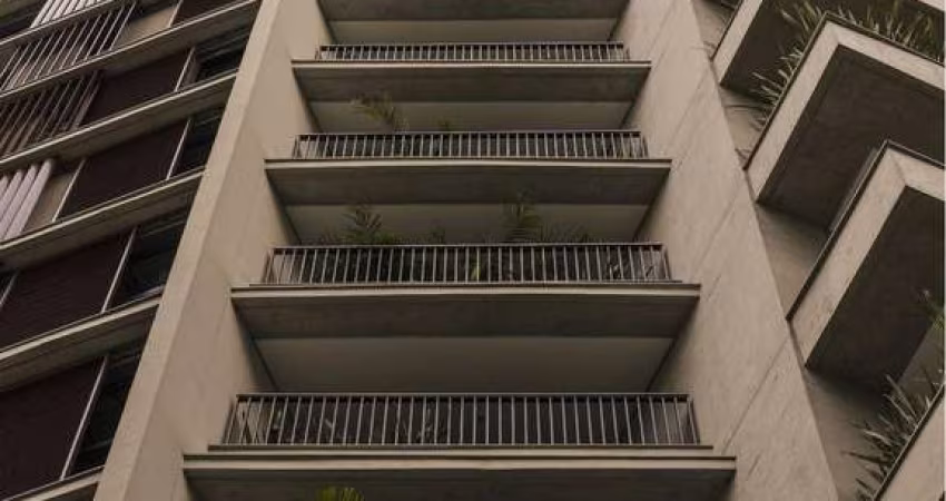 Apartamento com 340m²,  4 suítes, 4 vagas e depósito privativo à venda em São Paulo, Jardins