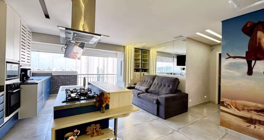 Apartamento com 62m² totalmente mobiliado com 1 suíte, closet e 1 vaga a venda na Barra Funda, São Paulo