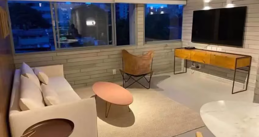 Apartamento a venda totalmente mobiliado com 3 dormitórios (1 suíte) e 1 vaga na vila olímpia, são paulo