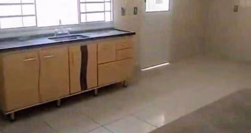 Casa com 2 dormitórios 1 suíte à venda na Vila Leis em Itu SP com excelente localização próximo ao comércio