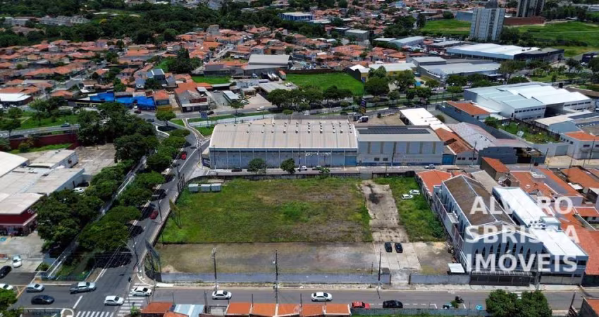 Terreno no centro da cidade de ITU SP com 4.500m2 (80x57) Esquina abrangendo 3 ruas incluindo a avenida Marginal de maior movimento na cidade