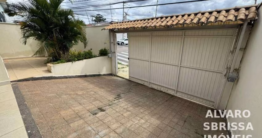 Excelente casa com três dormitórios sendo uma suíte no  Bairro Brasil Itu SP