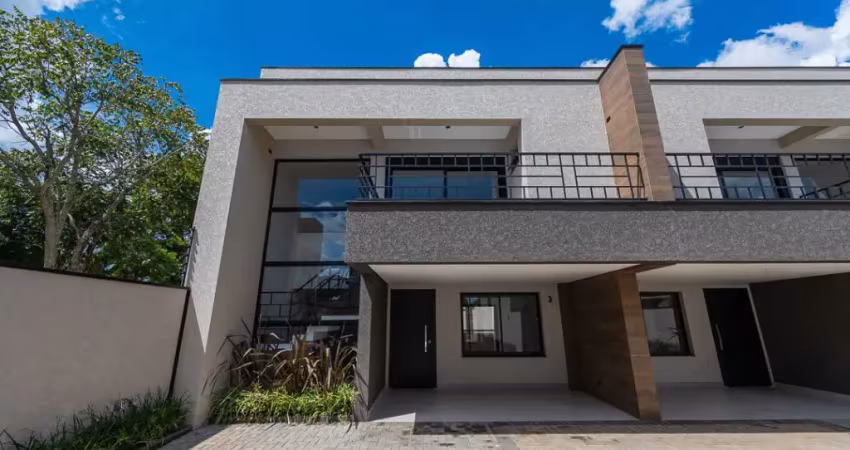Lindos sobrados com 3 quartos/ 01 suíte 2 vagas rua sem saída
