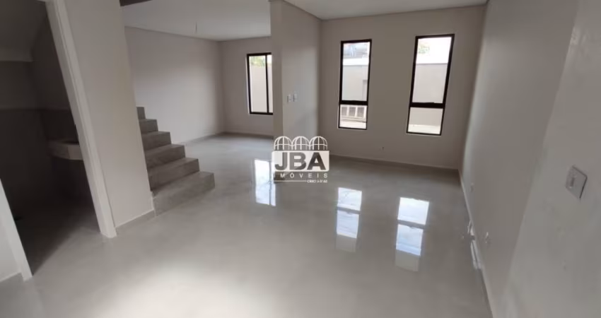 ÓTIMOS SOBRADOS COM TERRAÇO EM SANTA FELICIDADE