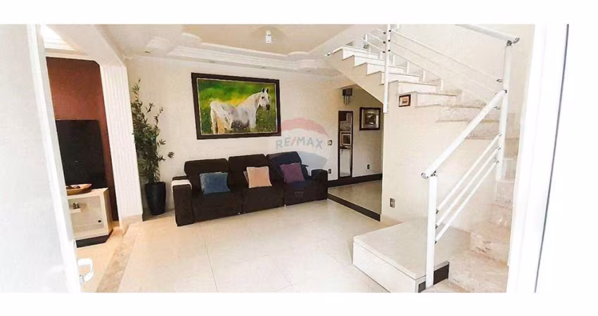 'Casa com Quintal e 2 Vagas em Pirituba - Oportunidade