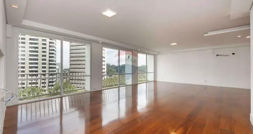Excelente apartamento de 273m², 4 dormitórios, 3 vagas, lazer completo incluindo quadra de tênis no real parque