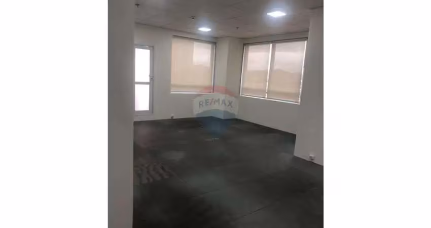 Sala comercial de 46m² na alameda rio negro - alphaville