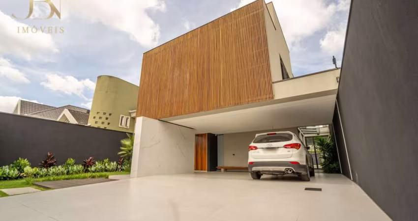 Casa em Curitiba, no Campo Comprido com 3 suítes  389 m²