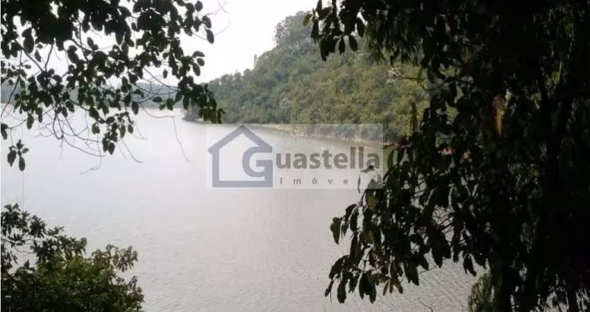Luxuosa casa em vila balnearia - 5 dormitórios e 800m²
