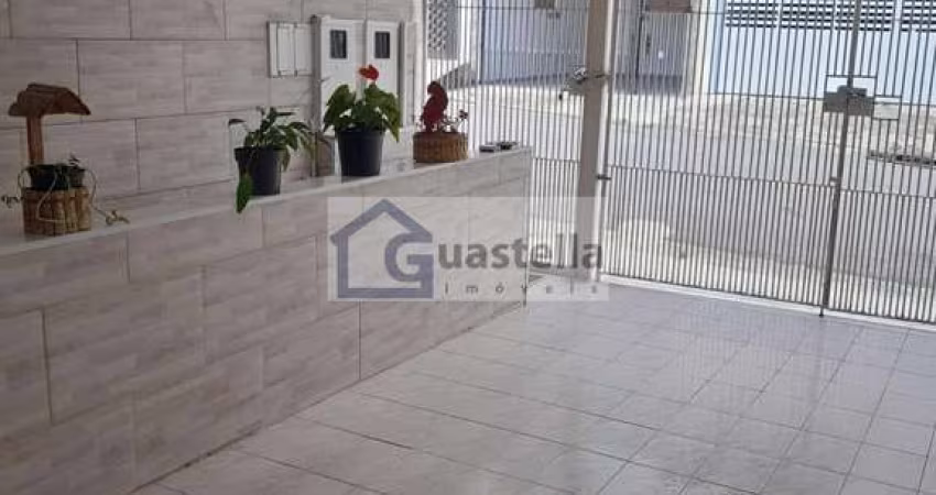 Casa Sobrado em Jardim Thelma - 3 Dormitórios à Venda
