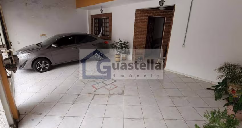 Venda de Sobrado em Nova Petrópolis - 200m², 3 Dormitórios