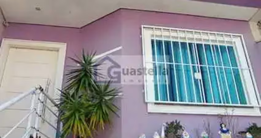 Sobrado à venda no demarchi, sbc: 3 suítes, 228m², r$990mil