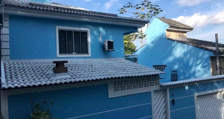 Casa em condomínio fechado com 3 quartos à venda em Jacarepaguá