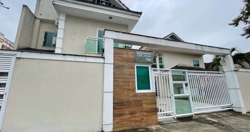 Casa em condomínio fechado com 3 quartos à venda na Taquara