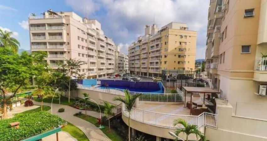 Ótimo apartamento para venda na Rua Mapendi, em condomínio fechado - Taquara