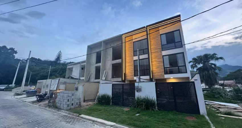 Casa para venda na Taquara