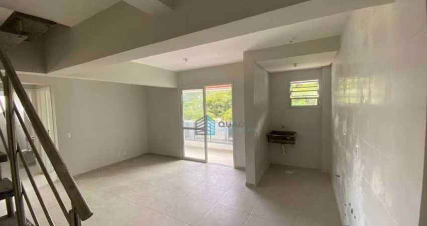Duplex com três dormitórios e duas vagas - Entrega 11/2023